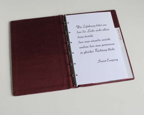 Stammbuch "Goldene Lebensbaum" aus weinrotem Nubukleder